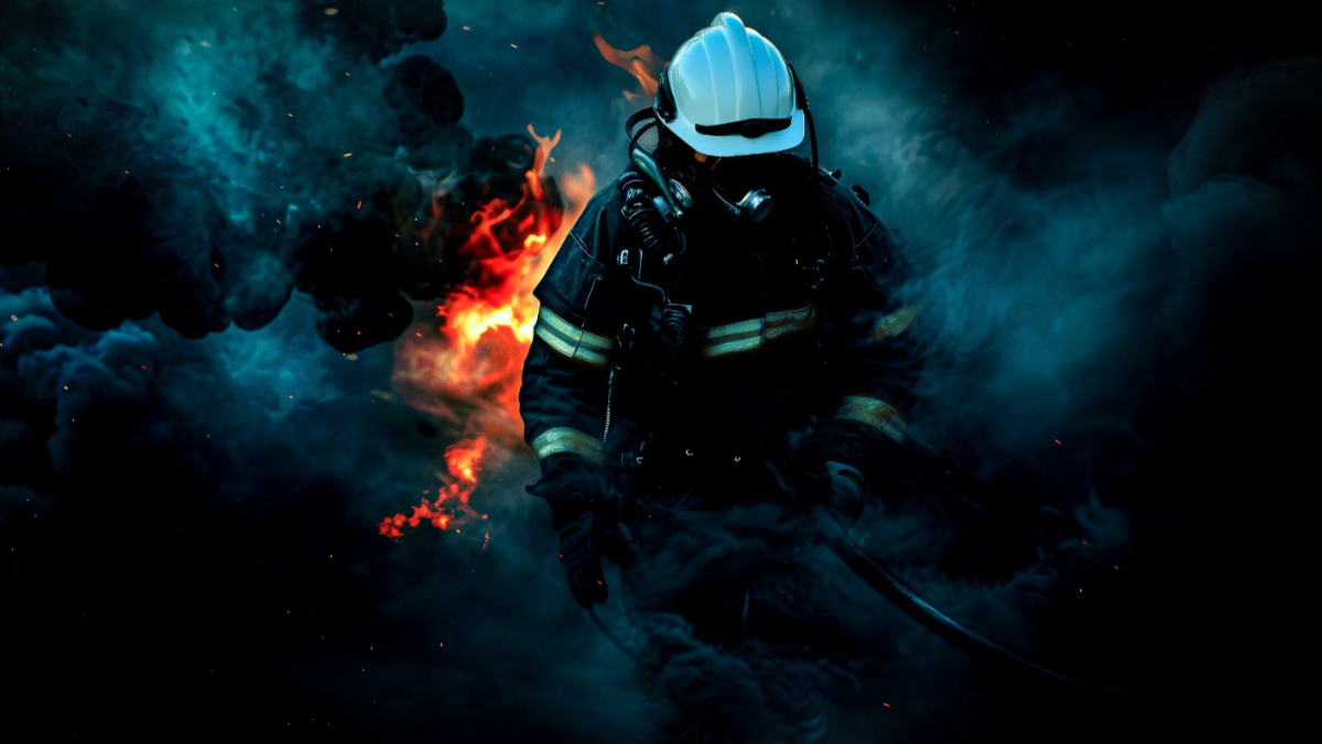 苗栗祖孫受困火場！機車行深夜大火　阿嬤魂斷二樓「身障兒獲救」