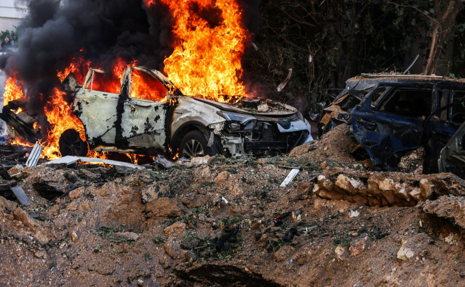 飛彈攜100公斤炸藥彈頭砸進市中心　特拉維夫居民瑟瑟發抖