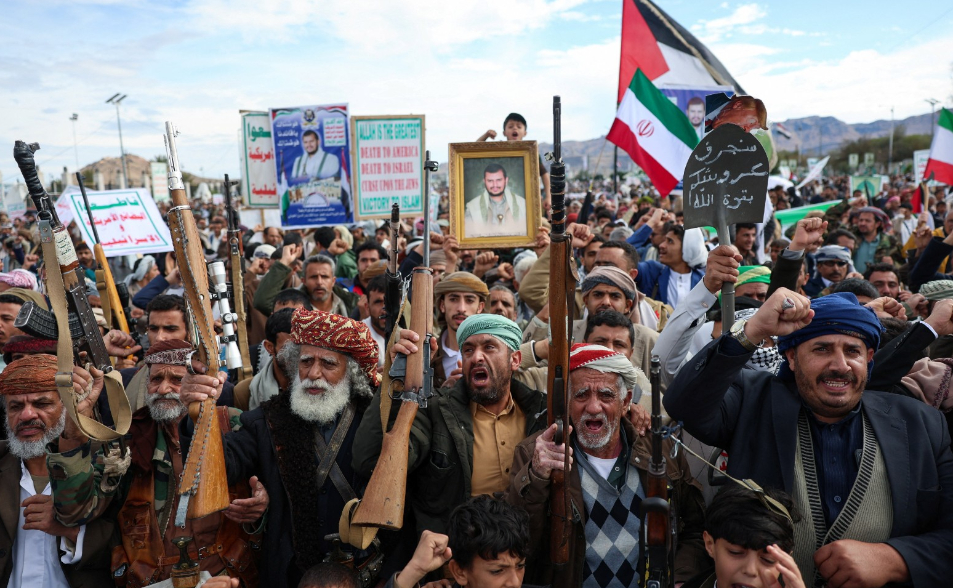 中東區域危機持續飆升！葉門「青年運動」參戰　紅海商船遇襲噩夢恐重演