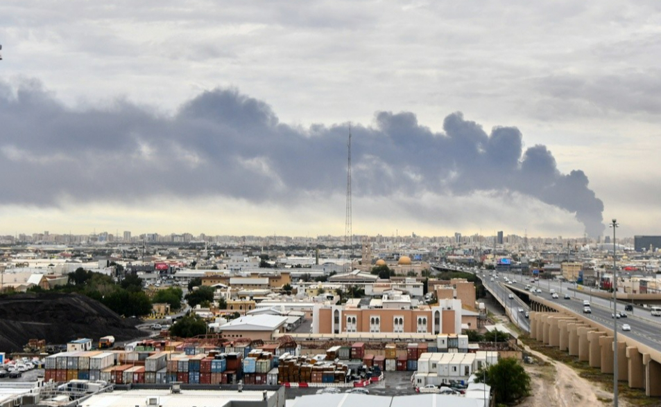 科威特海水淡化廠遭伊朗攻擊！　1名印度工人死亡、科威特90%飲水遭威脅