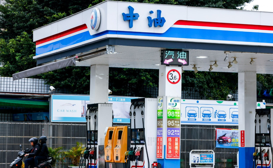 【解構公式2-1】上路近20年的浮動油價公式，真的占了消費者便宜嗎？