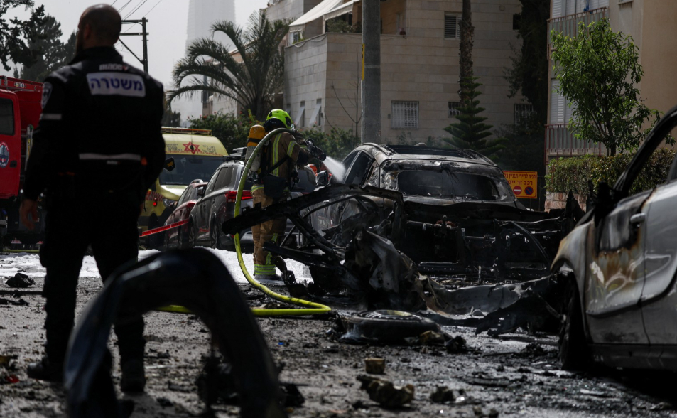 快訊／伊朗指揮部：3日啟用新防空系統擊落美軍機　「必將完全掌控領空」
