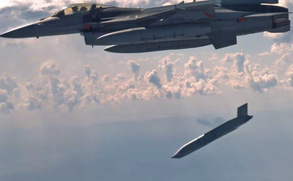 彭博：美對伊幾乎投入全部匿蹤巡弋飛彈　全球庫存剩嘸2成