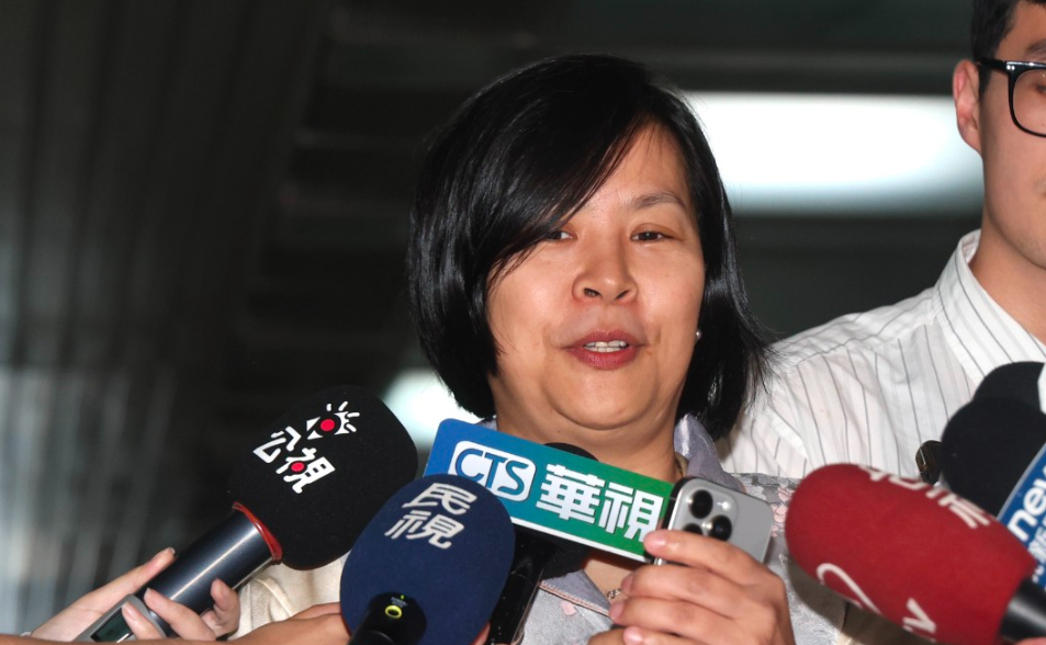 白營內鬥升級！曾妍潔曬對話紀錄　爆李貞秀痛罵高虹安「民眾黨的罪人」