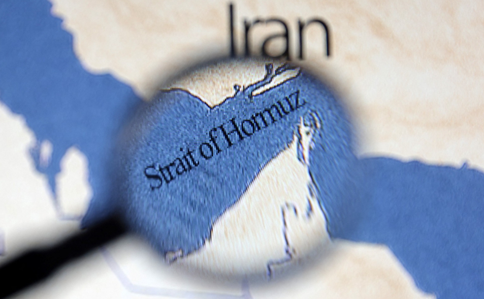 【一文看懂】伊朗對荷姆茲海峽船隻收費　費用怎麼算？跟其他國際水道有何不同？