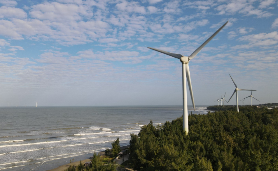 伊朗戰爭曝台灣致命傷　彭博作家開處方籤籲加速「能源轉型」