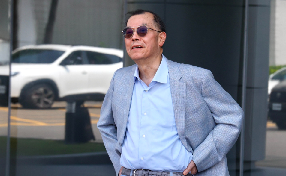 13金主密帳唯一空白「答案揭曉」！黃崇仁「沒捐」：柯文哲很會裝民眾黨缺錢