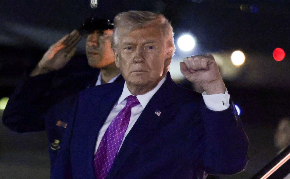 賣油發大財！川普社群發文自誇「大批空油輪駛向美國」