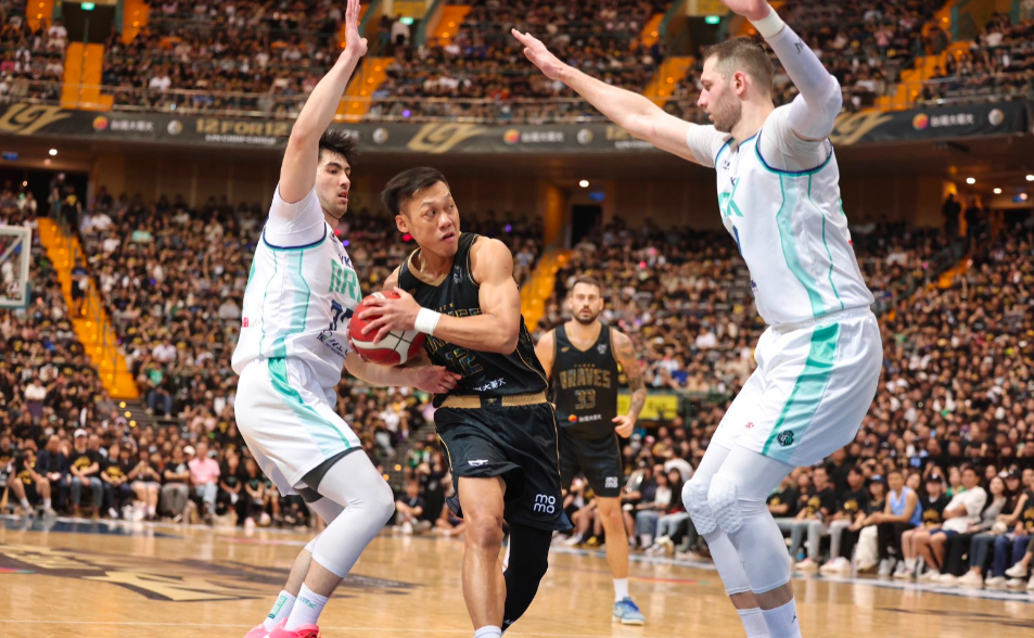 張伯維錯失絕殺！林志傑引退賽8分3籃板2助攻3失誤收場　勇士逆轉勝