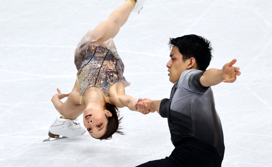 震撼！日本奧運花滑金牌「璃來龍」宣布本賽季後退役　強調「我們不拆夥」