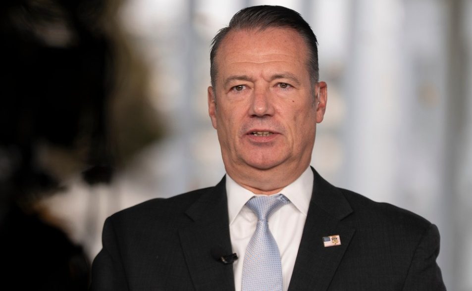 壓力破表撐不住了？CBS：美ICE代理局長6月離職「想多陪伴家人」