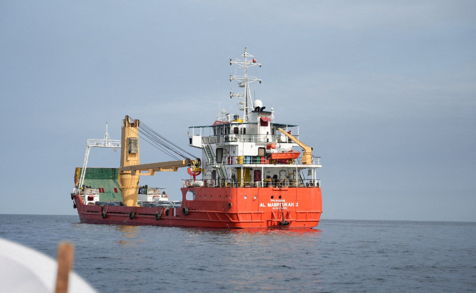 快訊／伊朗外長：剩餘停火期內　所有商船均可通過荷姆茲海峽