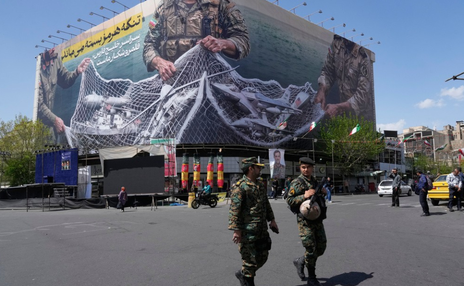 伊朗內部分裂？親革命衛隊官媒：只要美國還在封鎖　不會去巴基斯坦談判