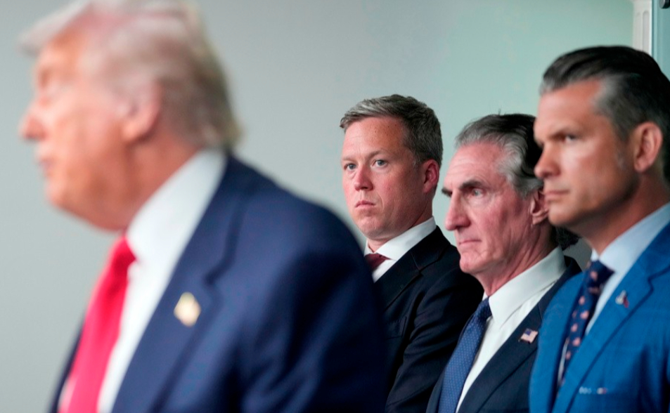 美防長與陸軍部長衝突升溫　陸軍參謀長遭「一分鐘解職」內幕曝光