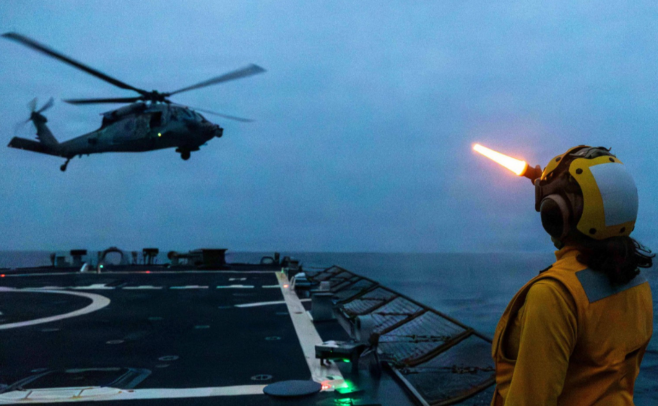 美軍扣伊朗貨輪！國際油價飆升　金價、美股期貨重挫