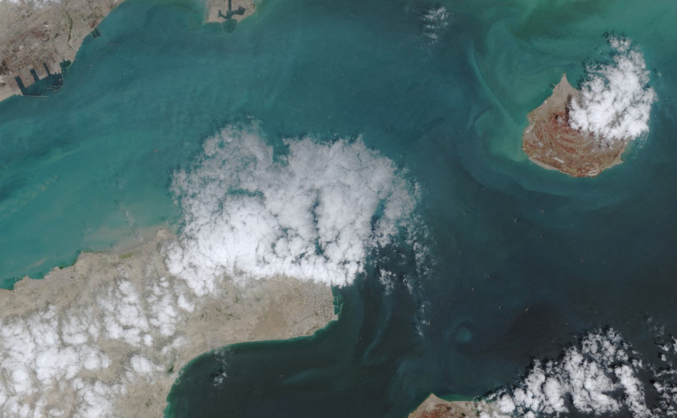 快訊／「我封鎖你的封鎖」　伊朗宣布開火查扣2艘商船