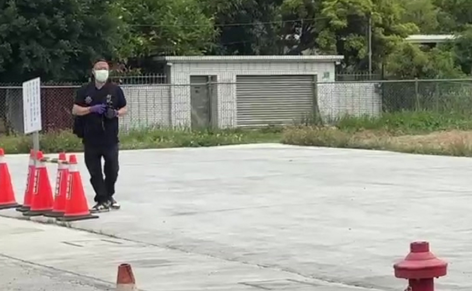 台南女學生遭隨機攻擊！放學被從後摀嘴、勒頸、拖行　黑衣嫌跑了