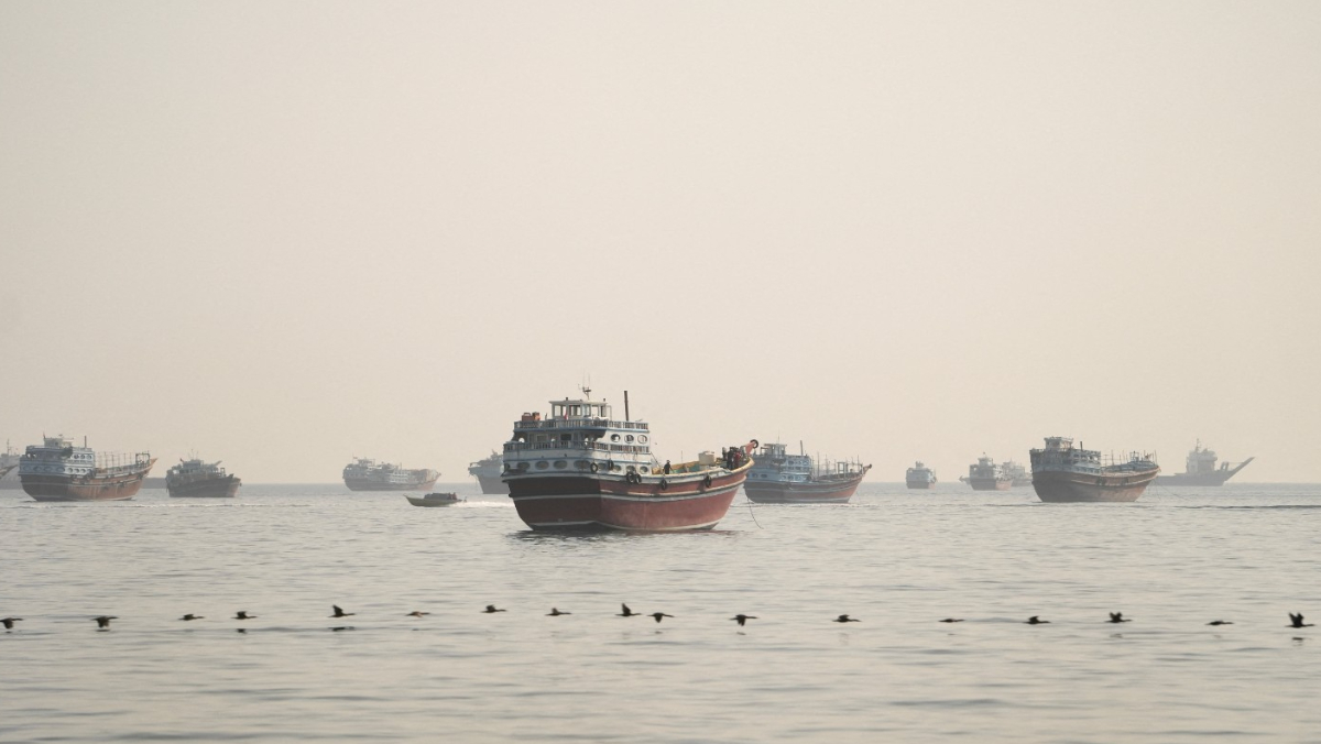 美伊協議重開荷姆茲海峽　專家：汽油不會一夕降價、供應仍卡關